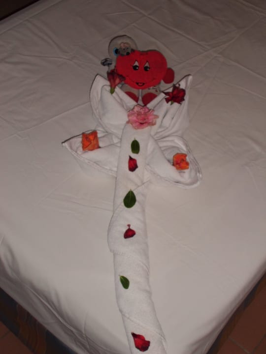 Deko des Zimmerjungen Stella Beach Resort & Spa Makadi Bay