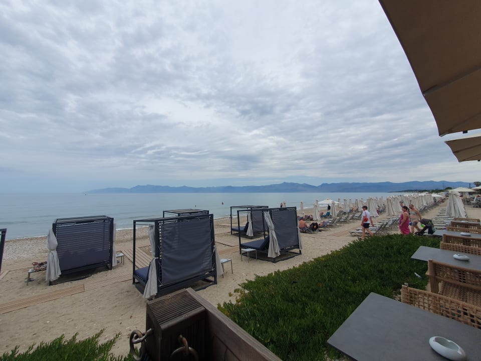 Ausblick Acharavi Beach Hotel