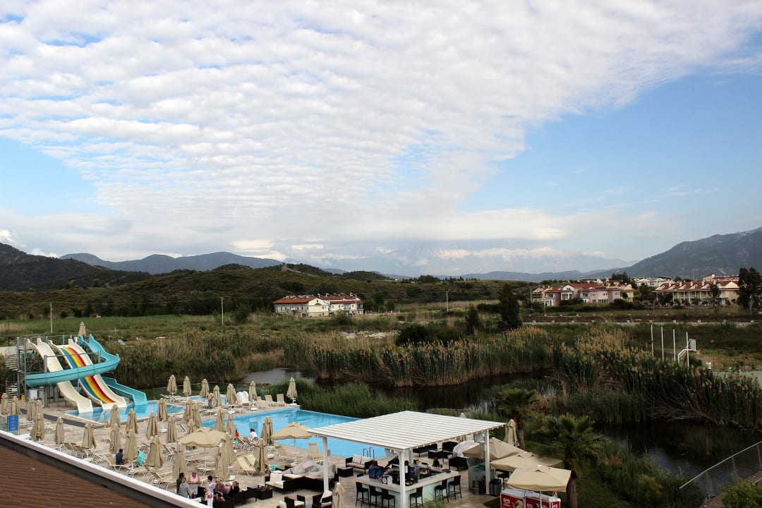 Vom Balkon zum Pool Jiva Beach Resort