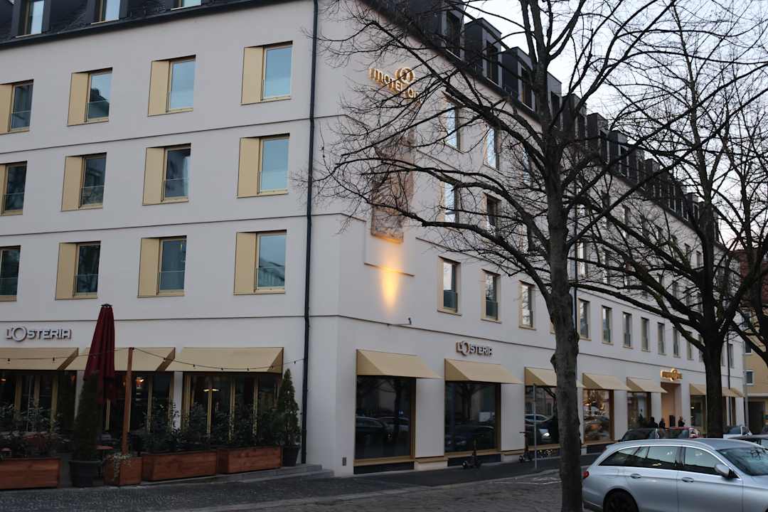 Außenansicht Motel One Würzburg