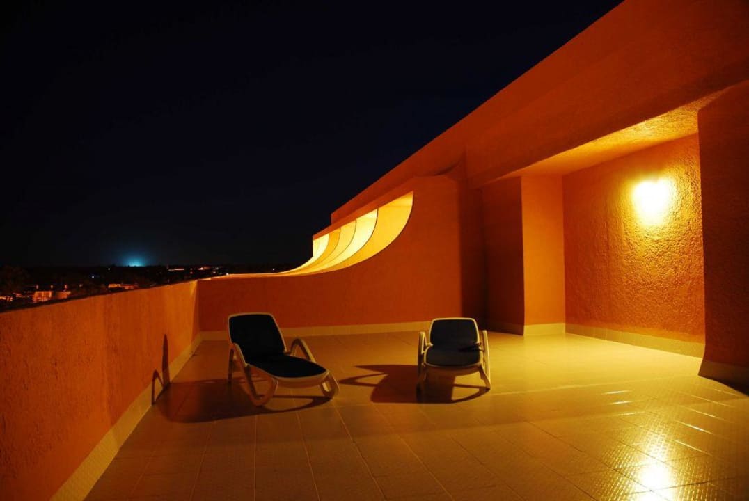 Unsere Terrasse bei Nacht Hotel & Apartments Vista Park