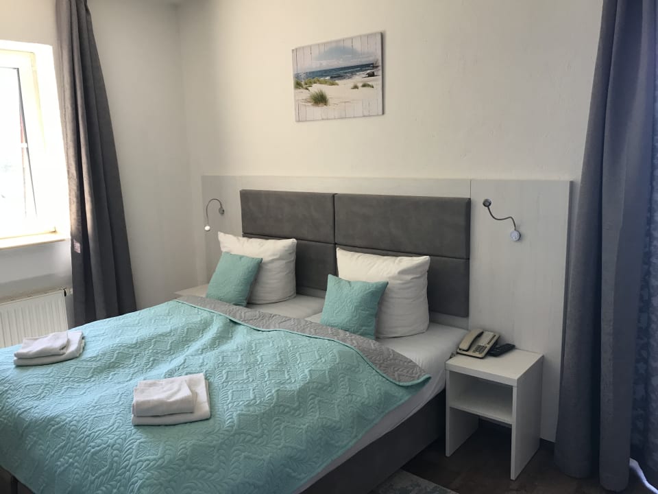 Zimmer Strandhotel vier Jahreszeiten