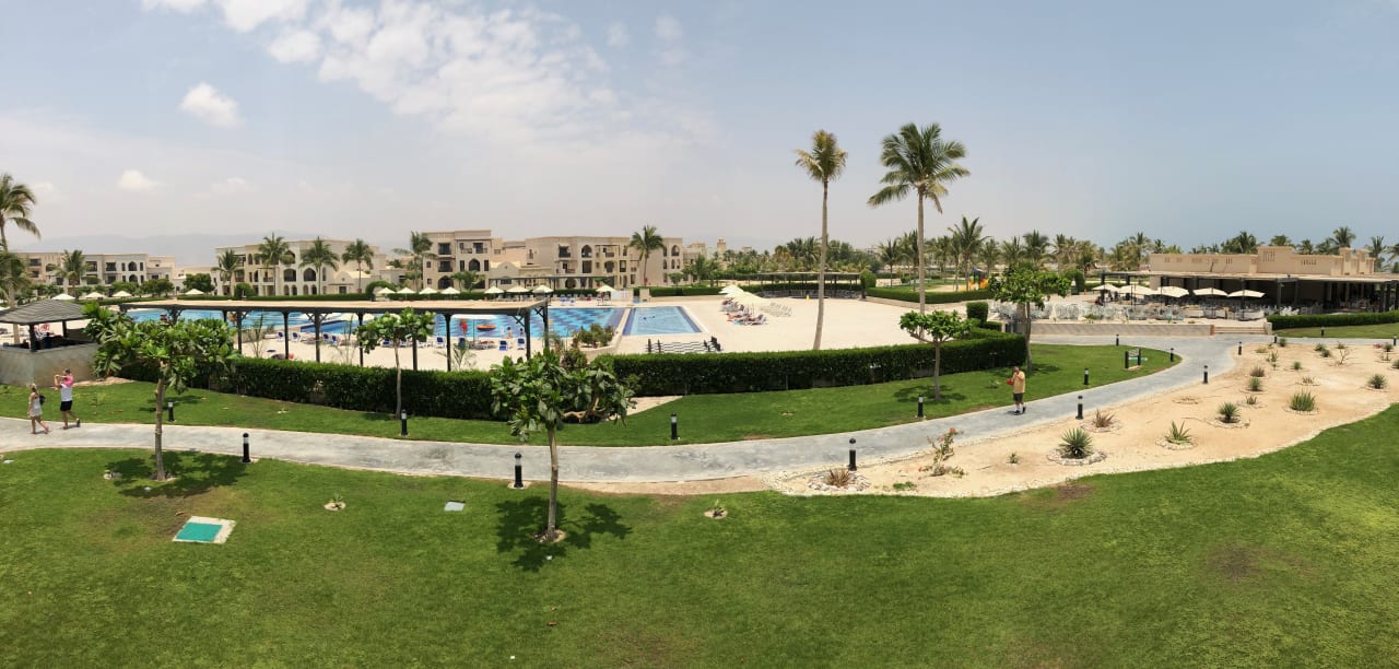 Pool Salalah Rotana Resort