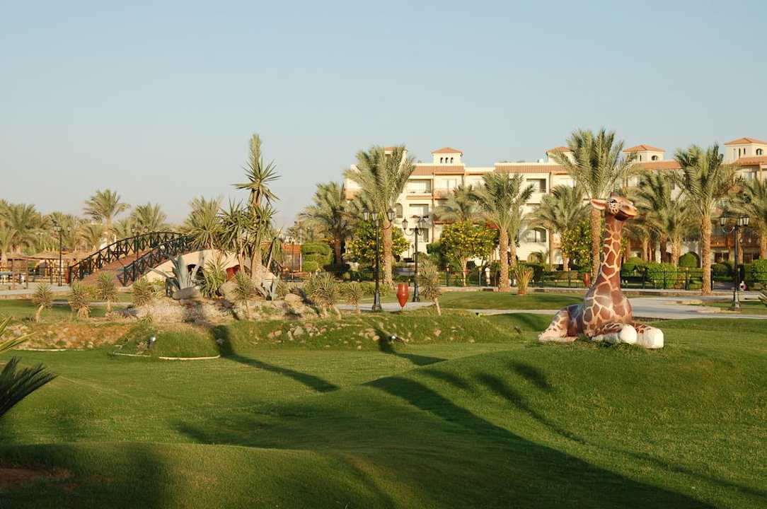 Gepflegte Grünanlagen Pickalbatros Dana Beach Resort - Hurghada