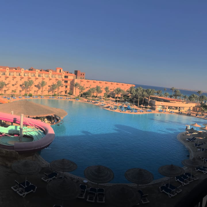 Pool Pyramisa Beach Resort Sahl Hasheesh