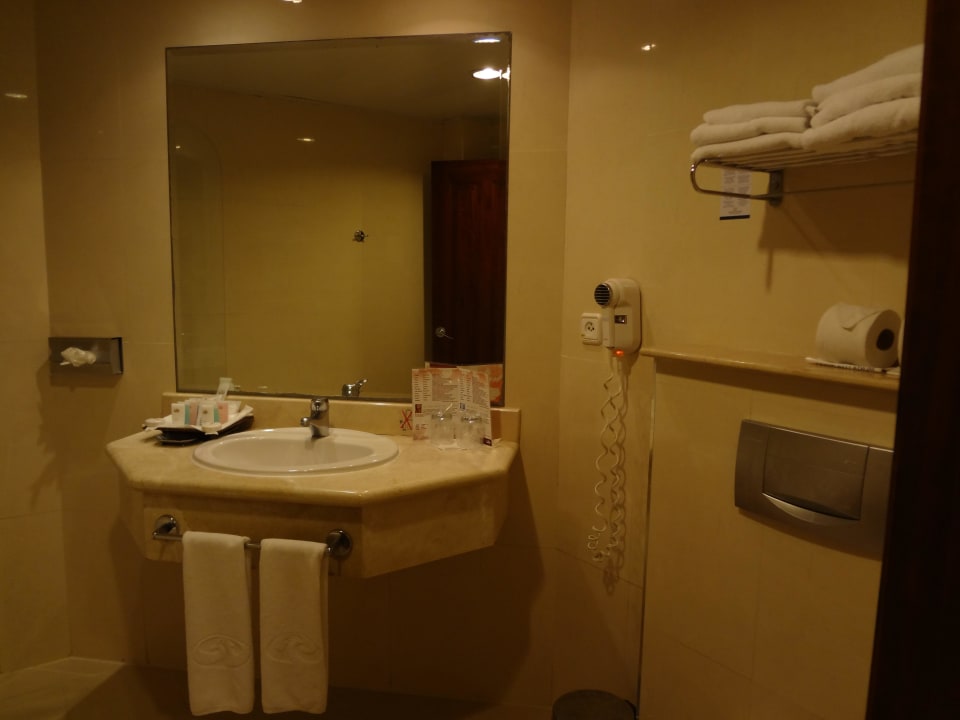 Waschtisch und Klo Grand Palladium Select Bávaro Resort & Spa