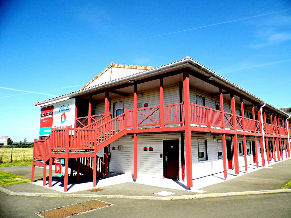 Hotel So'Lodge Niort - hotel So'Lodge Niort  A83
