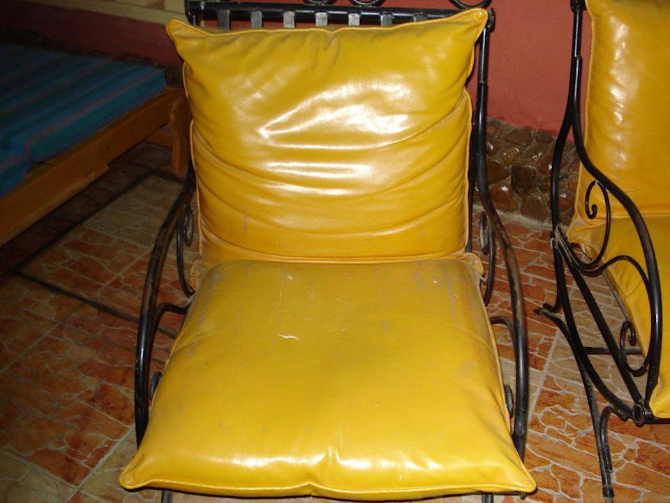 Attraktives, niveauvolles kaputtes Sitzmobiliar Pickalbatros Alf Leila Wa Leila Resort - Neverland Hurghada