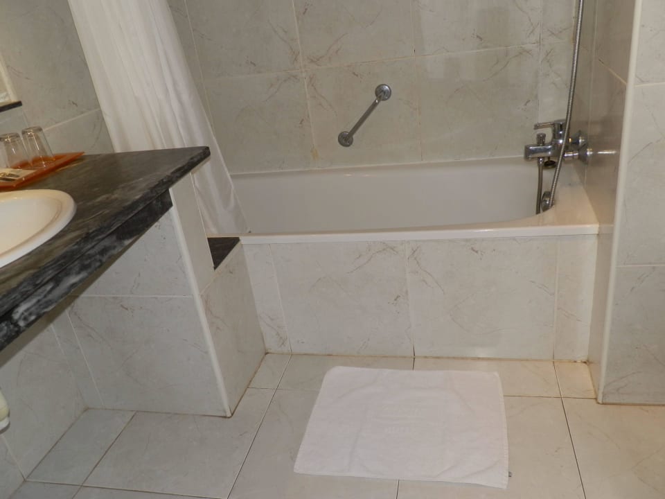 Unser Badezimmer allsun App.-Hotel Esquinzo Beach
