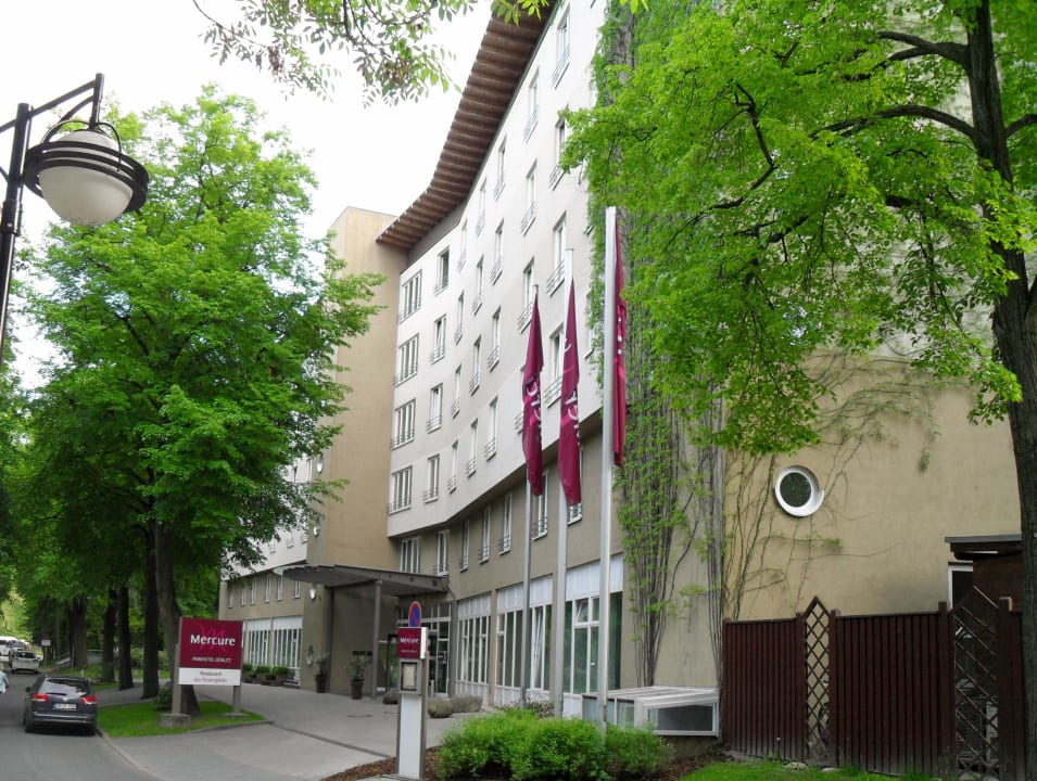 Nur wenig hinter mir ist die Neiße Parkhotel Görlitz