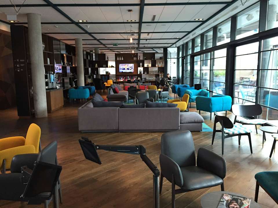 Lobby Puro Hotel Poznań