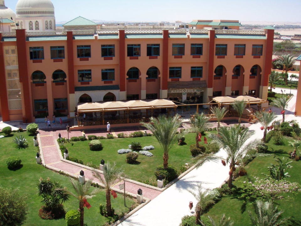 Widok na restauracje główną Pickalbatros Aqua Park Resort - Hurghada