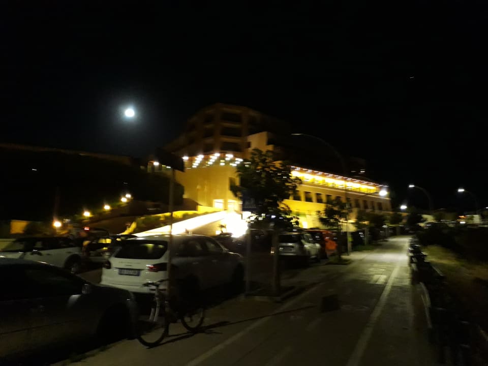 Außenansicht Smy Carlos V Wellness & Spa Alghero