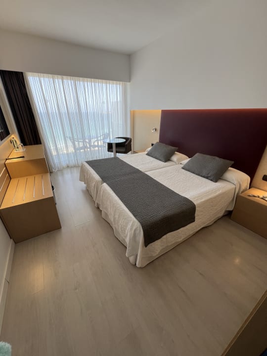 Zimmer CM Playa del Moro