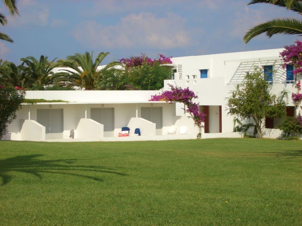 Aussenansicht der Zimmer Lyttos Beach Hotel