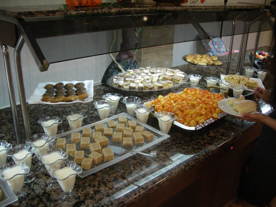 Слаадости Greenwood Kemer Resort