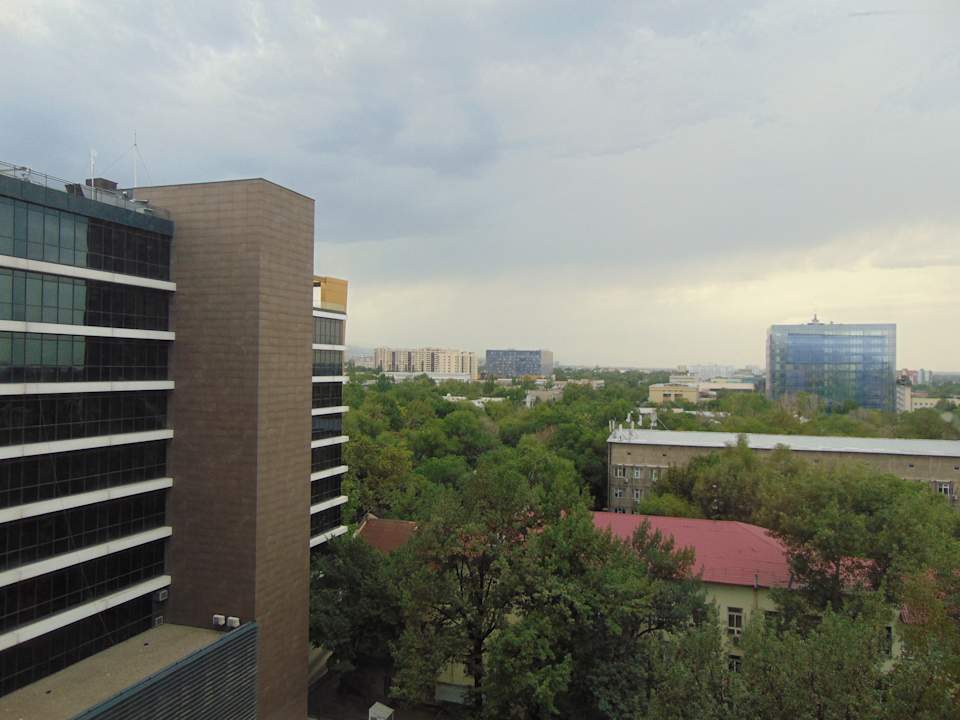 Ausblick Mercure Almaty City Center