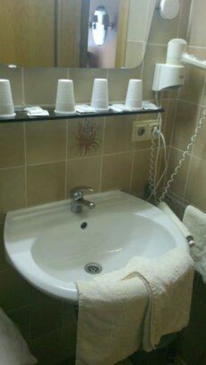 Zahnputzbecher aus Plastik Sonnenmatte-Titisee B+B Hotel Guesthouse