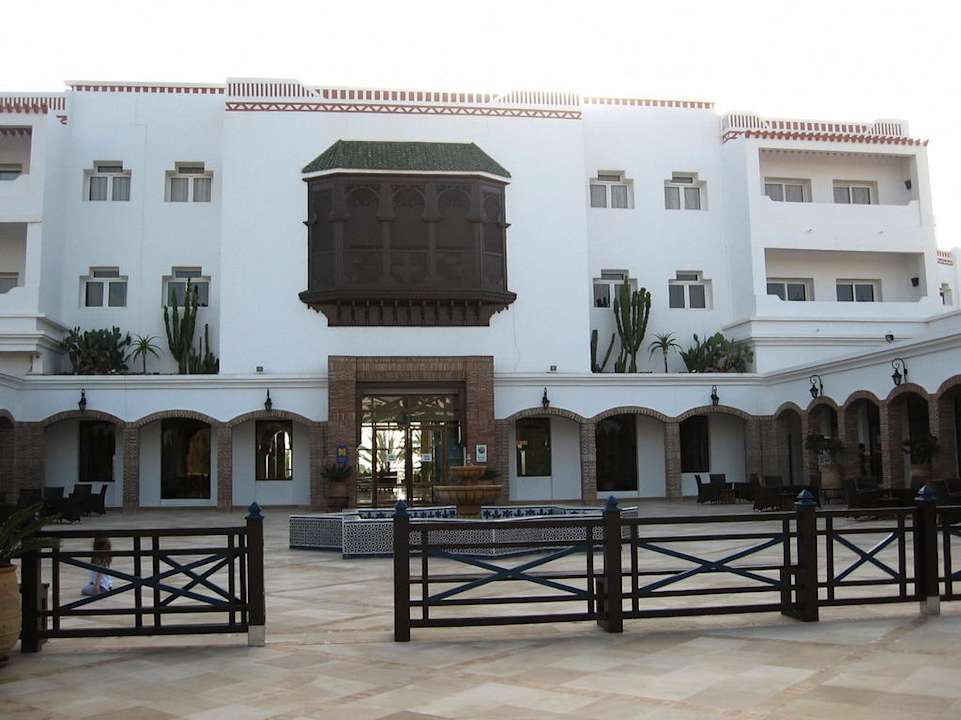 Eingang Iberostar Waves Founty Beach