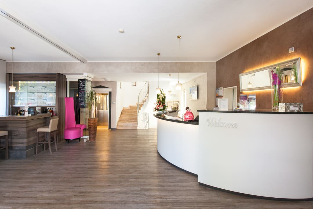 Lobby Parkhotel Sonnenberg