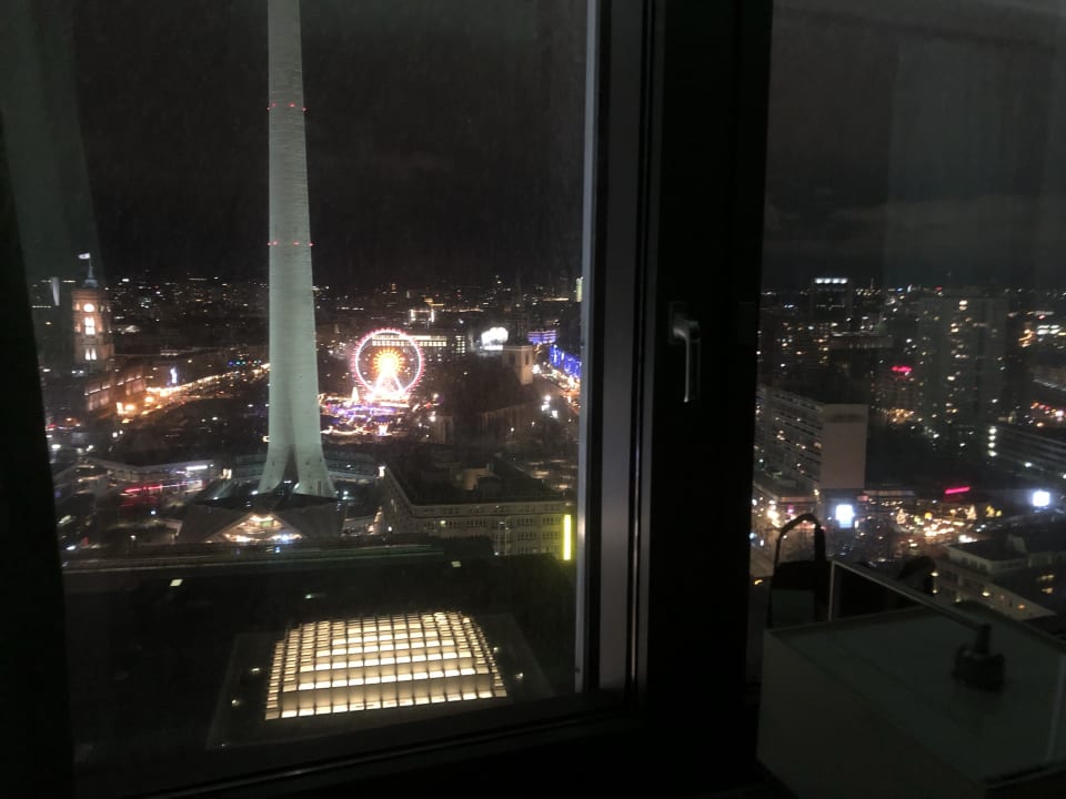 Ausblick Park Inn by Radisson Berlin Alexanderplatz