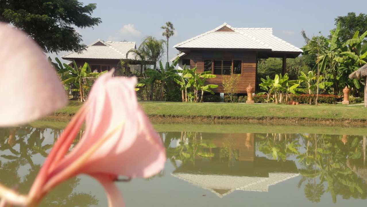 Bungalow am See Baan Chai Thung Resort