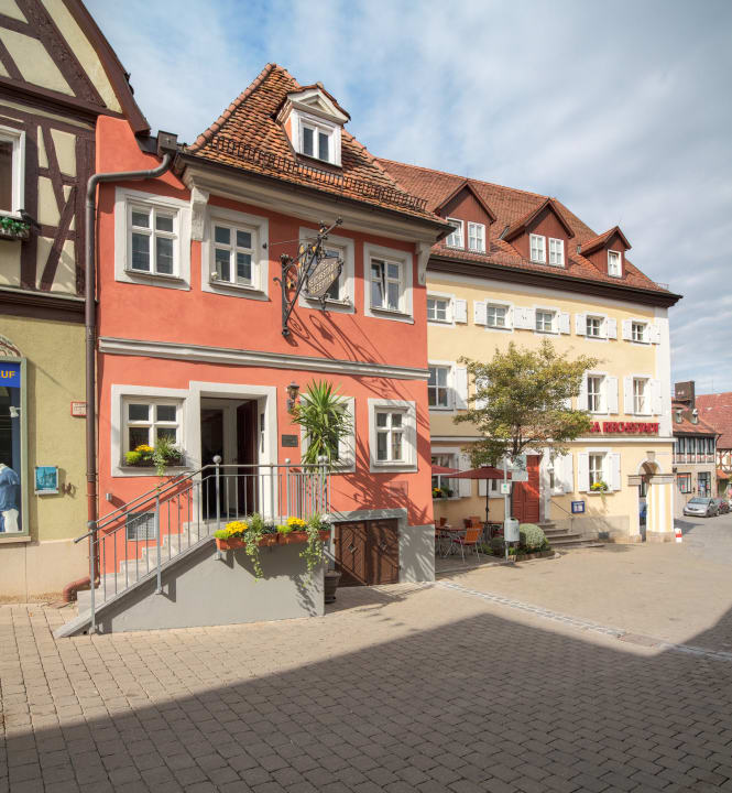 Außenansicht Hotel Arvena Reichsstadt