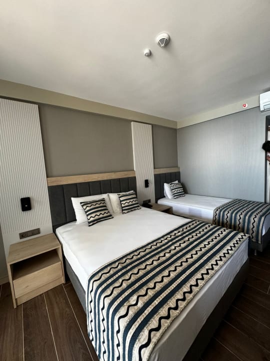 Zimmer Elysee Rive Hotel