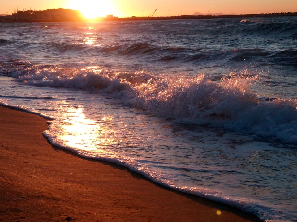 Strand Atrium Ambiance Hotel