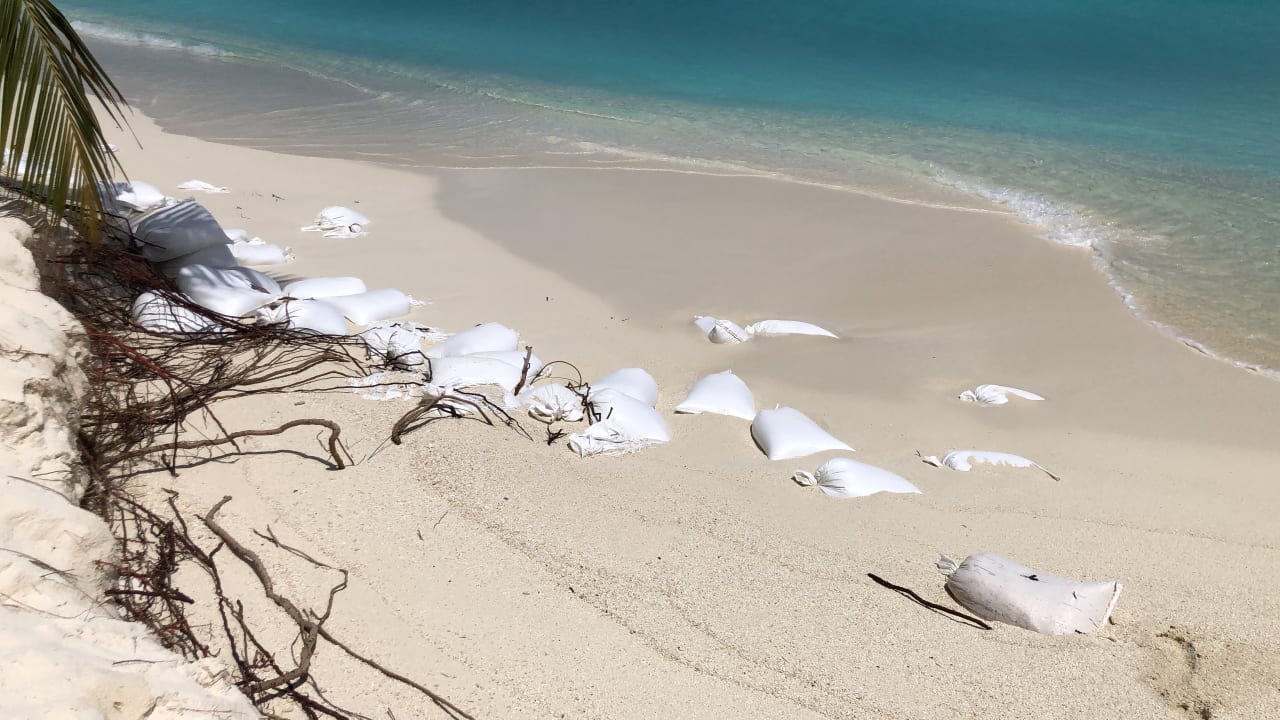 Strand Adaaran Select Meedhupparu Island Resort - Premium All Inclusive