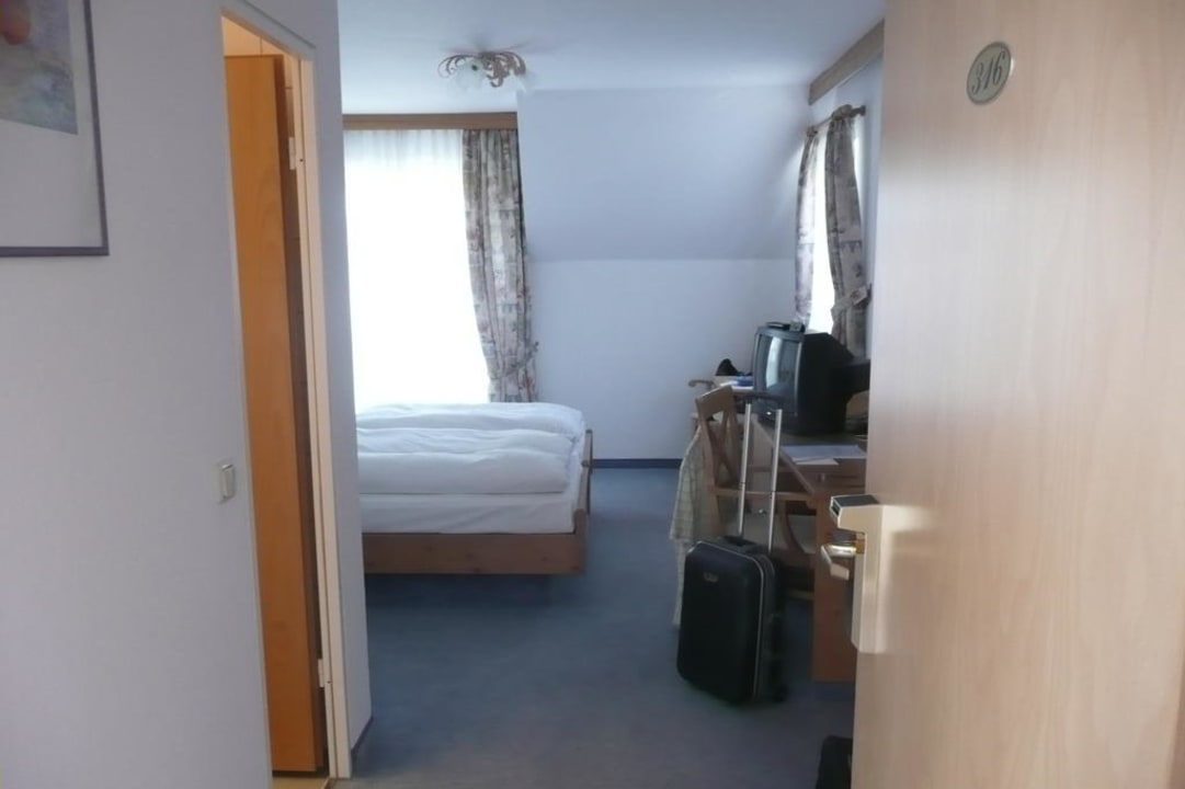 Eingang zum Zimmer AKZENT Hotel Frankenberg