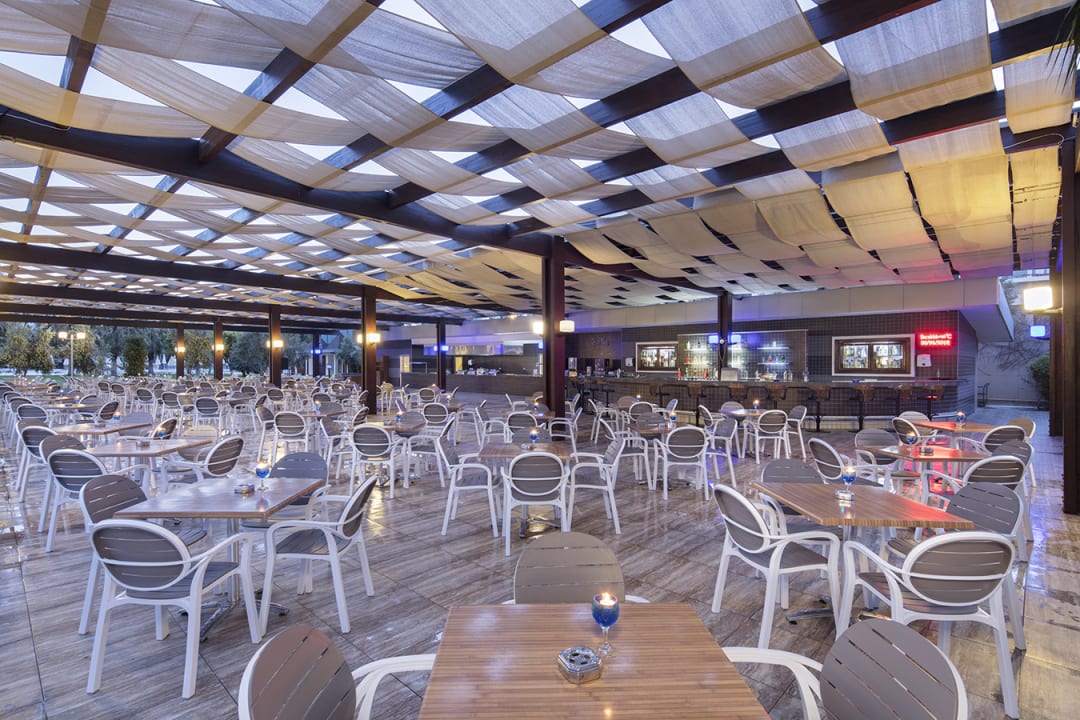 Gastro Hotel Royal Garden Beach