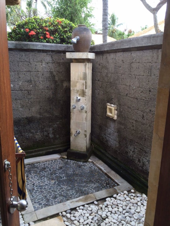 Zusätzliche Aussendusche  Puri Bagus Lovina