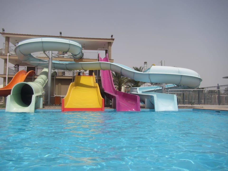 Wasserrutschen sind separat  Desert Rose