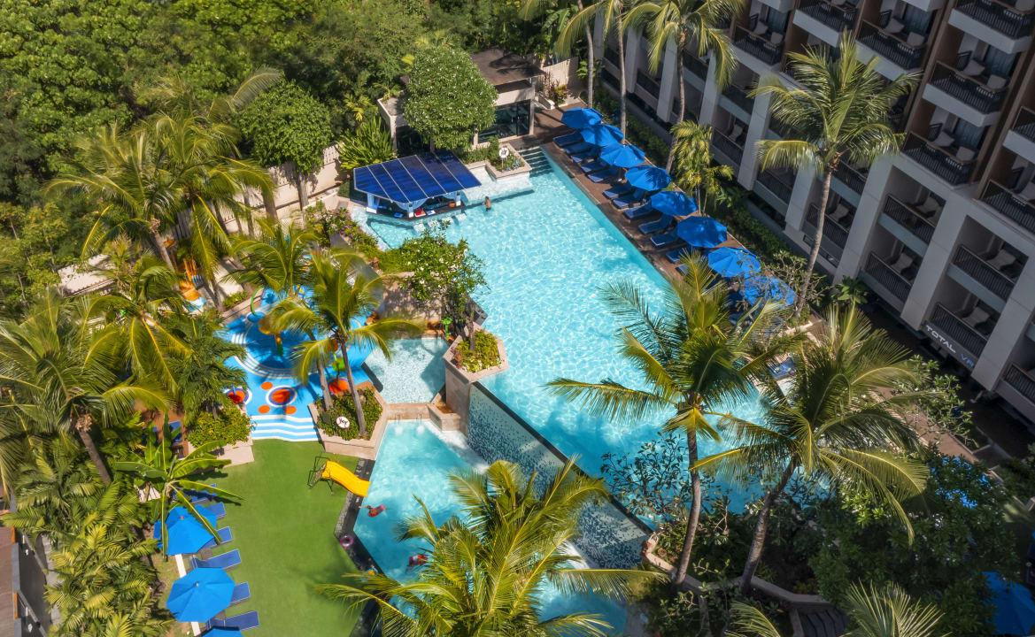 Pool Novotel Phuket Kata Avista Resort and Spa
