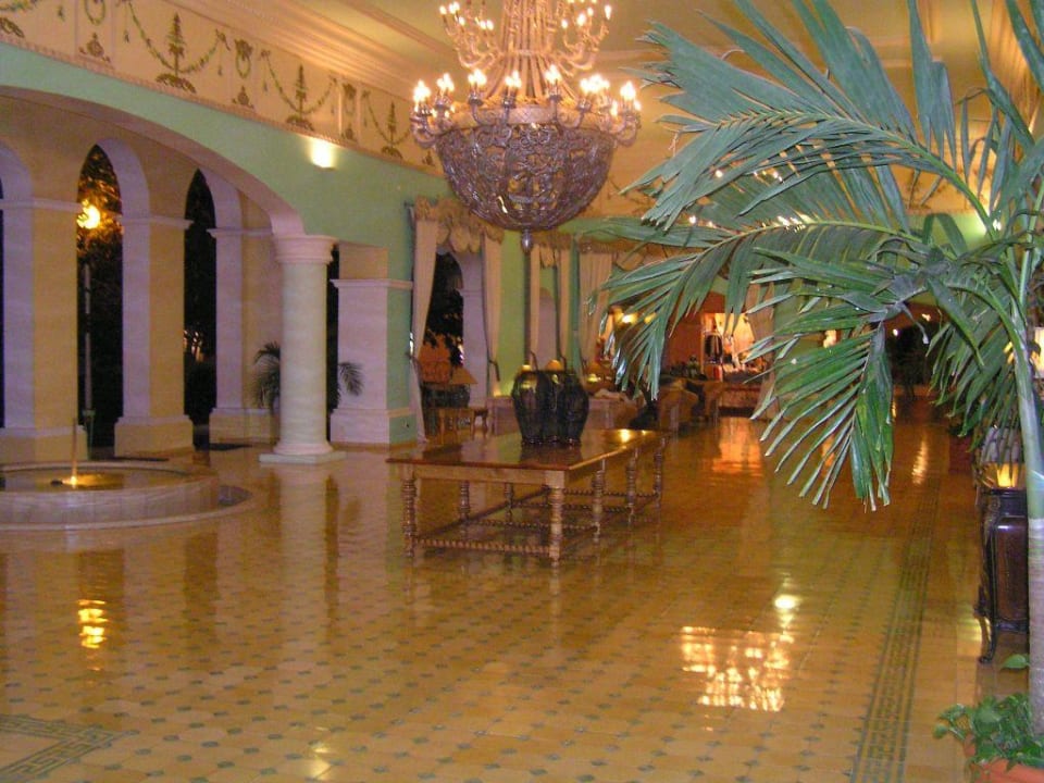 Lobby Iberostar Selection Hacienda Dominicus