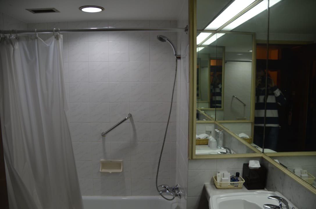 Bad The Tawana Bangkok