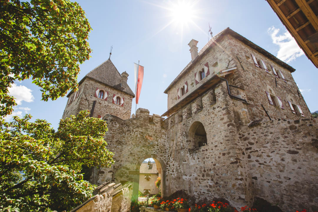 Außenansicht Hotel Schloss Wehrburg