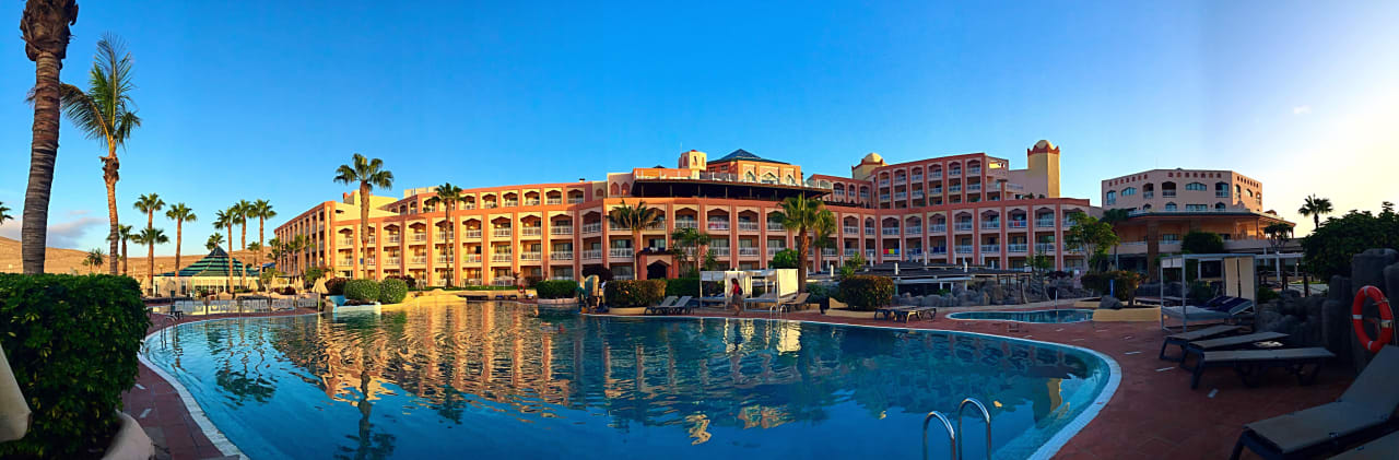 Hotel mit Poolbereich H10 Playa Esmeralda - Adults only