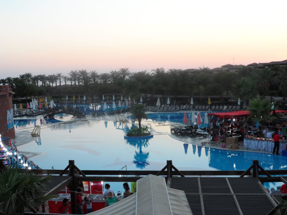 Ausblick von der Dachterrasse Calimera Serra Palace