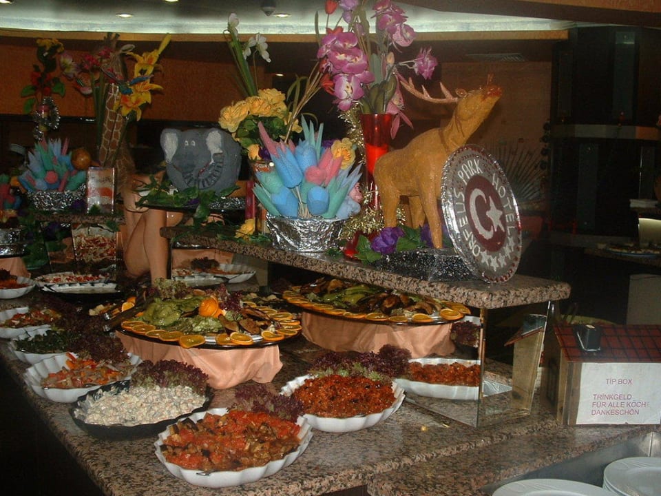 Reichhaltiges Abend- und Mittagsbuffet Hotel Orfeus Park