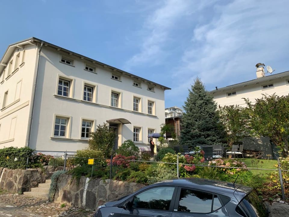 Außenansicht Villa Monique in Alt-Sassnitz