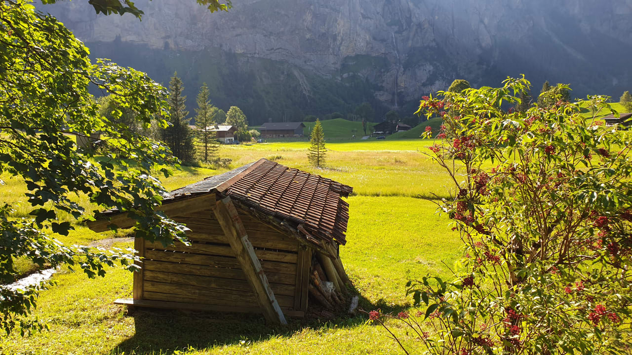 Gartenanlage Waldhotel Doldenhorn & Landgasthof Ruedihus