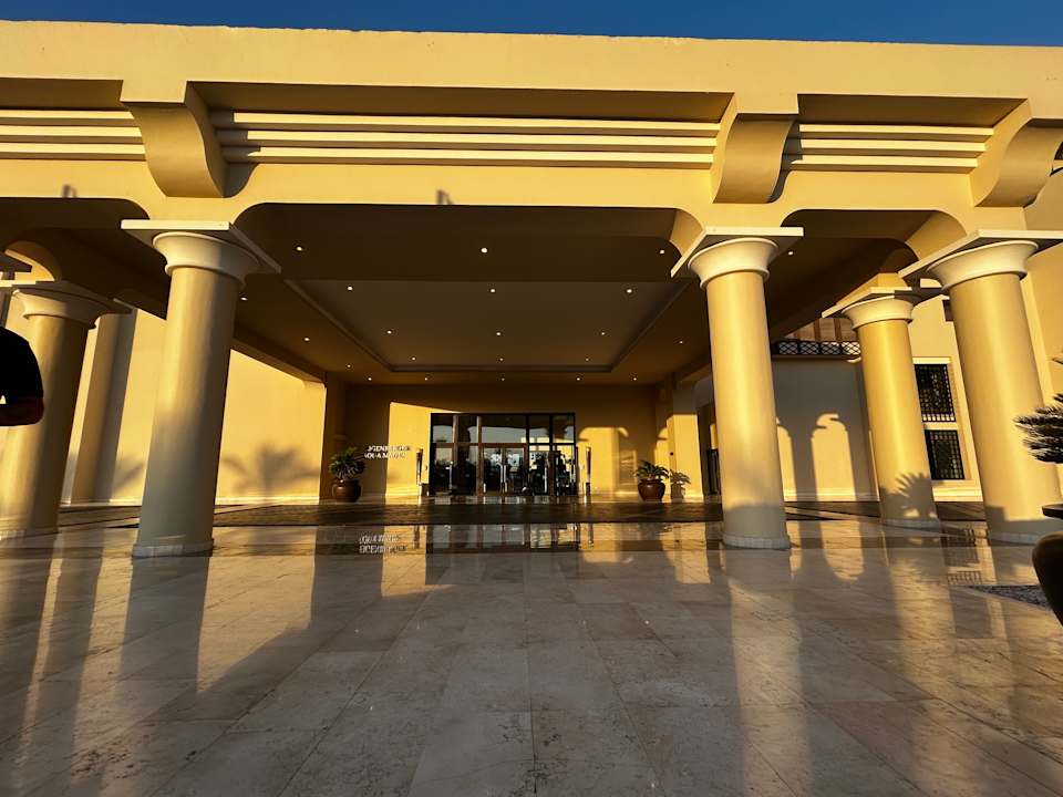 Außenansicht Steigenberger Aqua Magic