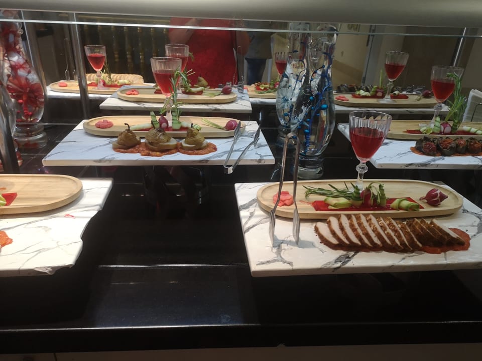 Gastro Well Palace Side