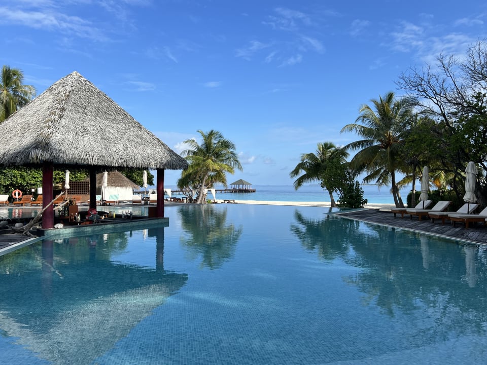 Pool Adaaran Select Meedhupparu Island Resort - Premium All Inclusive