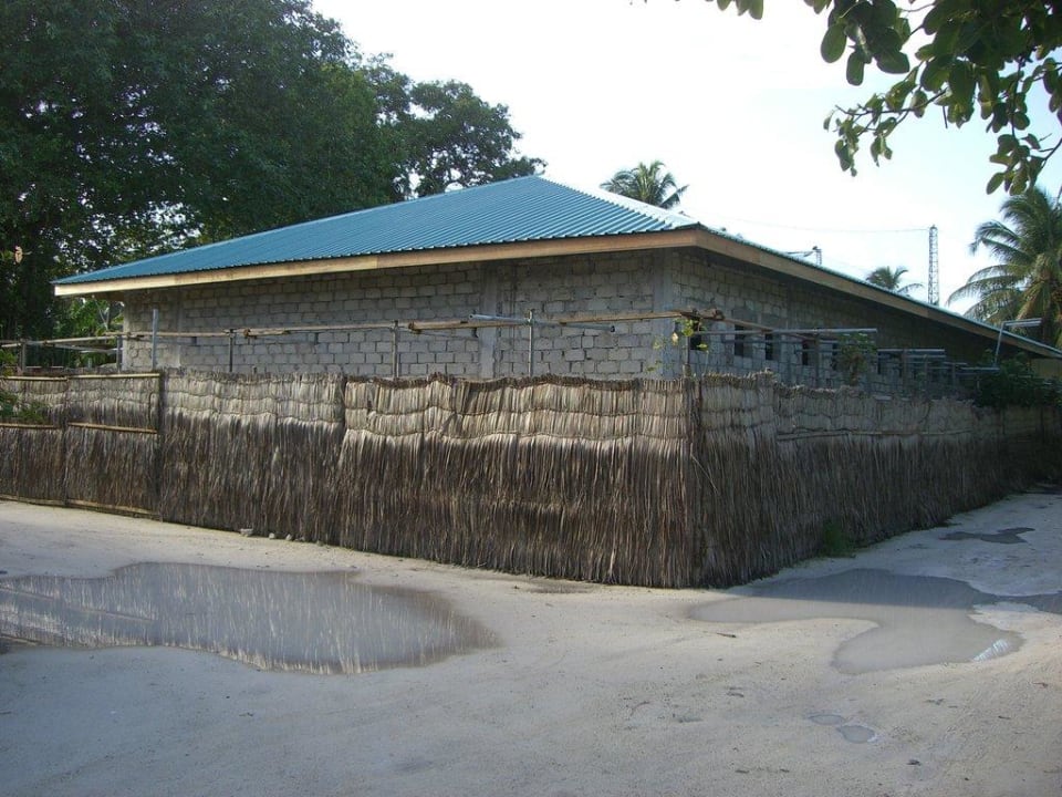 Neue Unterkunft für Angestellte im Bau Meeru Maldives Resort Island
