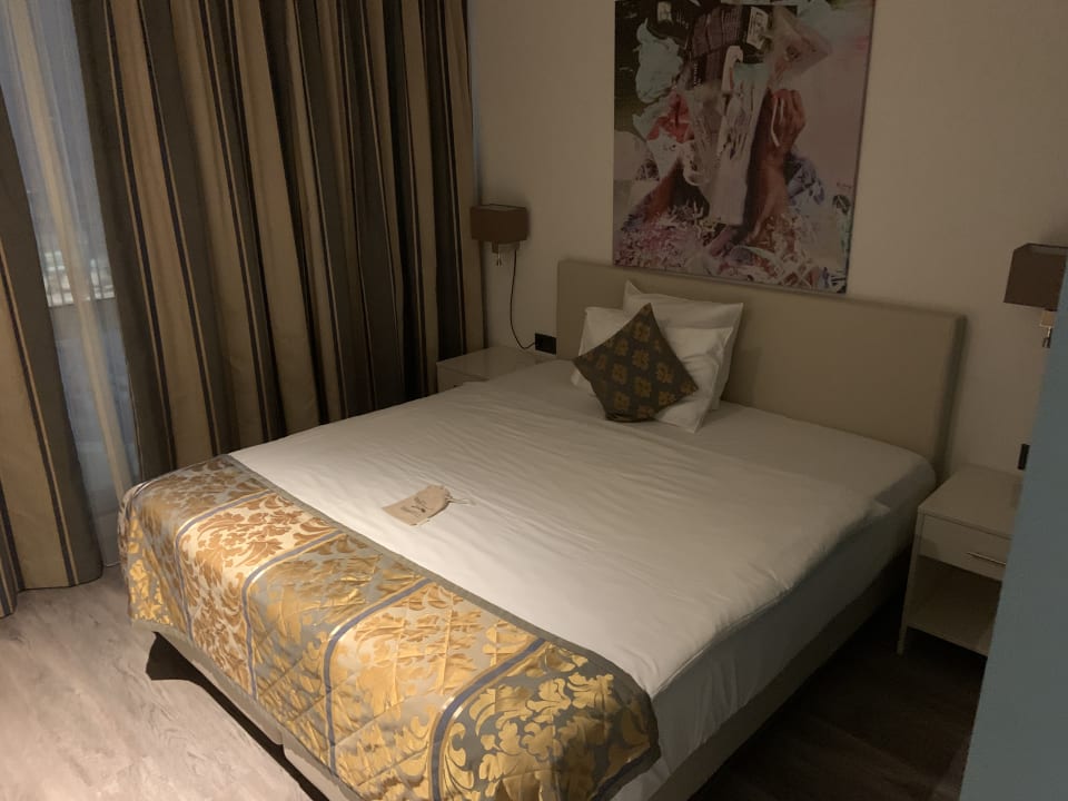 Zimmer Hotel Swiss Star