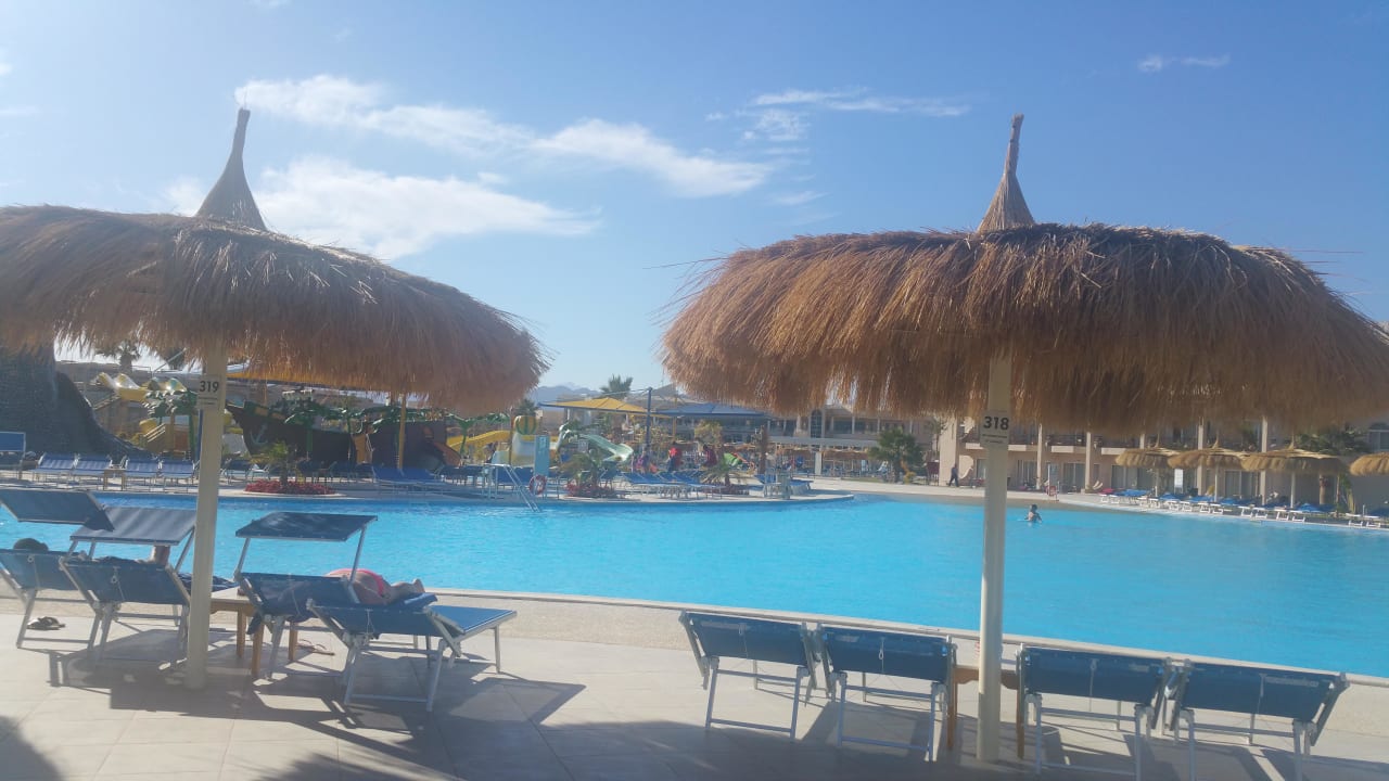 Pool Pickalbatros Royal Moderna Resort-Sharm El Sheikh