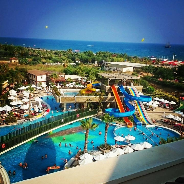 Poolanlage Hotel Diamond Excellence Resort & Spa